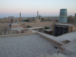 DSCF1622 Uzbekistán. Khiva. Vista de la ciudad desde el Palacio Kukhna Ark